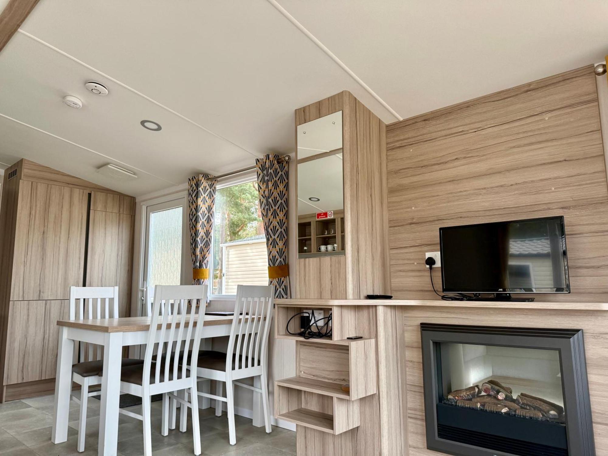 The Dram Van - Beautiful, Luxury Static Caravan Aberlour Dış mekan fotoğraf